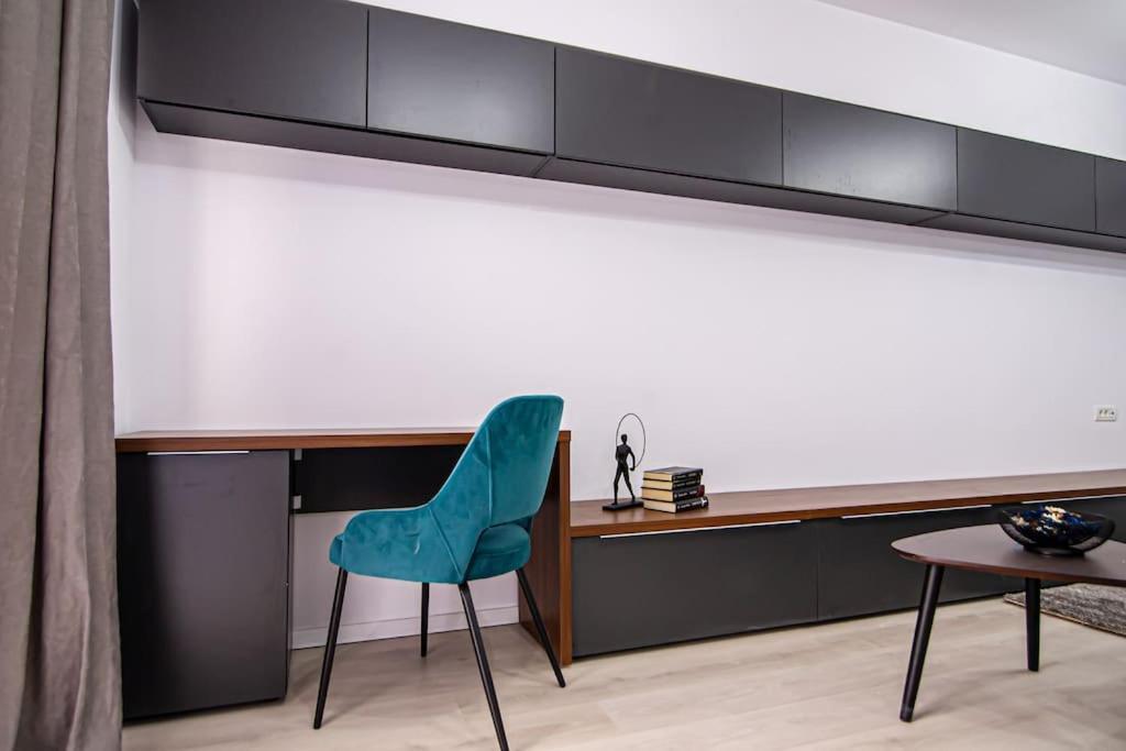 City Center Accomodation- 401 Resita Exteriör bild